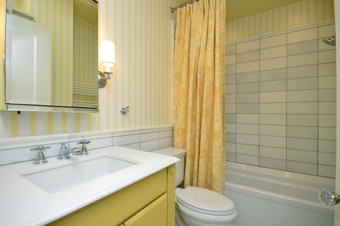 645 Forest Ave, Evanston, IL 60202 photo 18