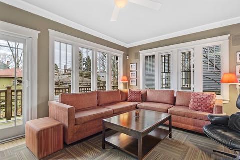 645 Forest Ave, Evanston, IL 60202 photo 9