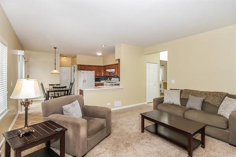 240 Cedarfield Dr, Bartlett, IL 60103 photo 13