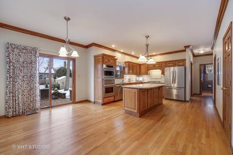 1066 Gallant Ct, Wheaton, IL 60187 photo 7