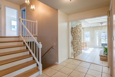1437 Creekside Dr, Wheaton, IL 60189 photo 7