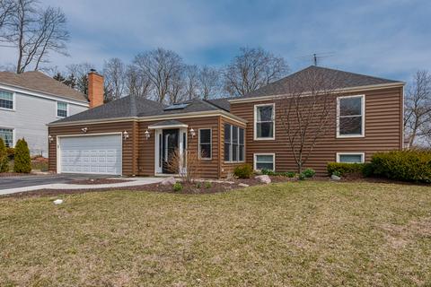 1437 Creekside Dr, Wheaton, IL 60189 photo 2