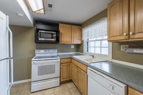 1437 Creekside Dr, Wheaton, IL 60189 photo 26