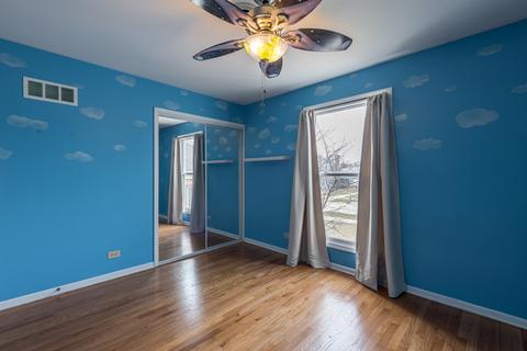1437 Creekside Dr, Wheaton, IL 60189 photo 17