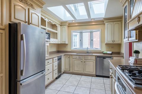 1437 Creekside Dr, Wheaton, IL 60189 photo 14
