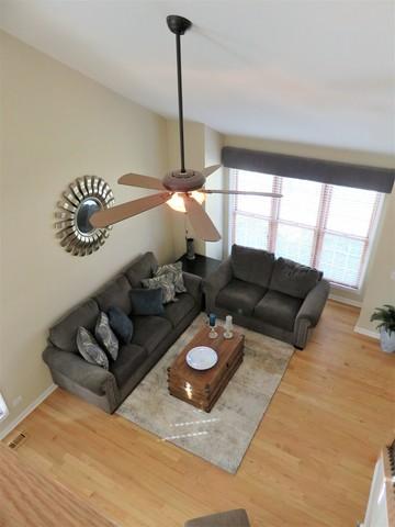 945 Ripple Brook Ln, Elgin, IL 60120 photo 8