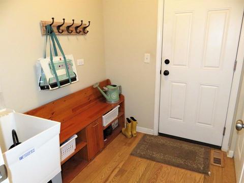 945 Ripple Brook Ln, Elgin, IL 60120 photo 19