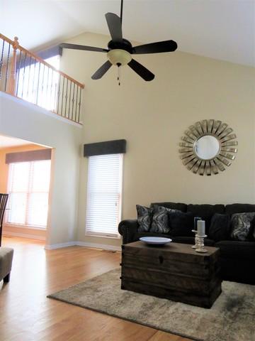 945 Ripple Brook Ln, Elgin, IL 60120 photo 7