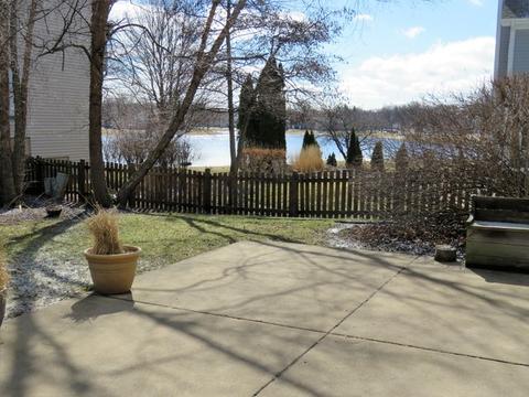 945 Ripple Brook Ln, Elgin, IL 60120 photo 23