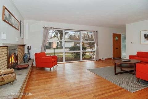 3501 Mccormick Ave, Brookfield, IL 60513 photo 2