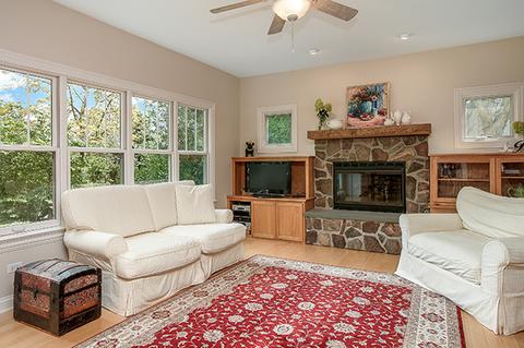 507 E Indiana St, Wheaton, IL 60187 photo 5