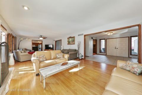 10 S375 Hampshire Ln E, Willowbrook, IL 60527 photo 10