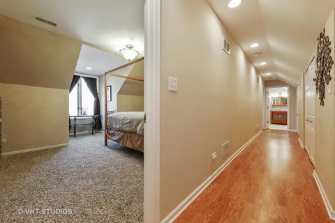 10 S375 Hampshire Ln E, Willowbrook, IL 60527 photo 12