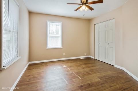 621 May St, Elgin, IL 60120 photo 6