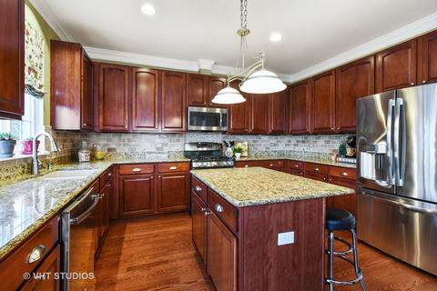 111 Augusta Ln, Cary, IL 60013 photo 7
