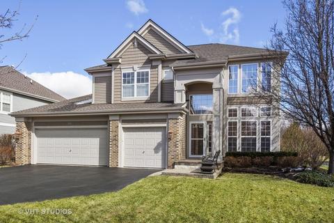 111 Augusta Ln, Cary, IL 60013 photo 1