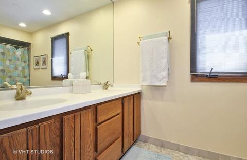 2729 Maynard Ct, Glenview, IL 60025 photo 11