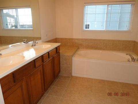 314 Monument Rd, Elgin, IL 60124 photo 7