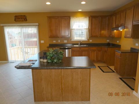 314 Monument Rd, Elgin, IL 60124 photo 4