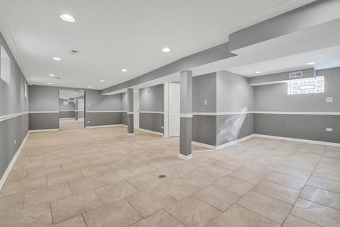 645 E 100th Pl, Chicago, IL 60628 photo 25