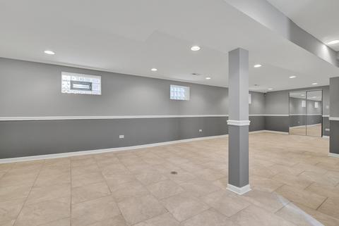 645 E 100th Pl, Chicago, IL 60628 photo 24