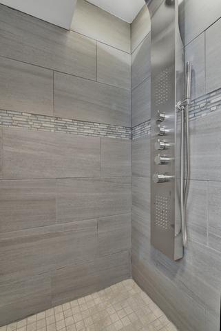 645 E 100th Pl, Chicago, IL 60628 photo 17