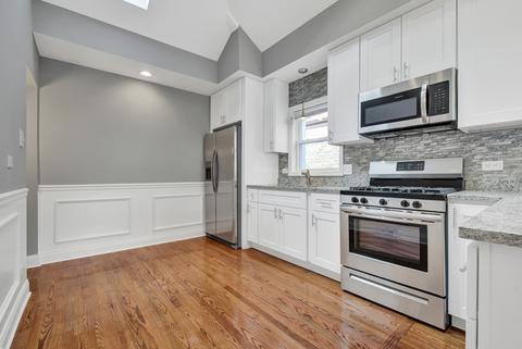 645 E 100th Pl, Chicago, IL 60628 photo 11