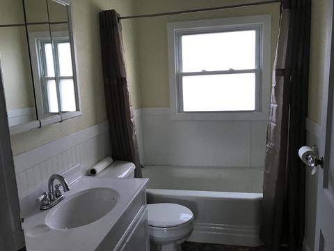 2121 9th St, Peru, IL 61354 photo 5