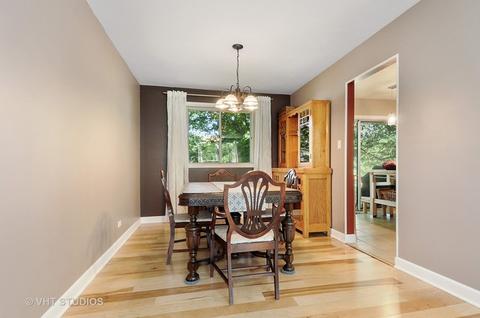 2000 Nottingham Ln, Wheaton, IL 60189 photo 6