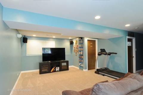 2000 Nottingham Ln, Wheaton, IL 60189 photo 7