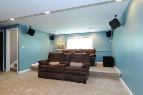 2000 Nottingham Ln, Wheaton, IL 60189 photo 8