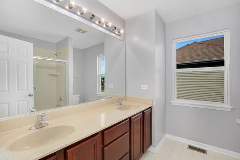 480 Blue Heron Cir, Bartlett, IL 60103 photo 36