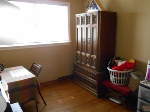 1070 Houston Ave, Elgin, IL 60120 photo 16