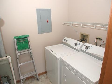 402 Ballard Dr, Algonquin, IL 60102 photo 9