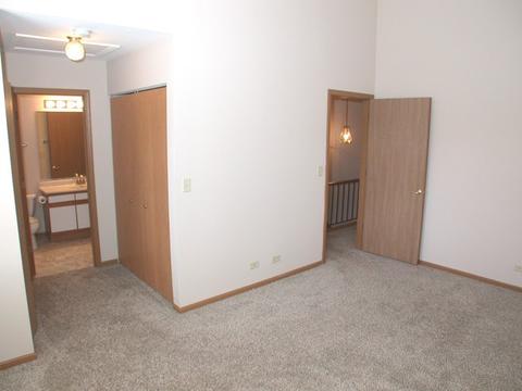 402 Ballard Dr, Algonquin, IL 60102 photo 13