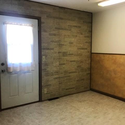 232 W Walnut St, Compton, IL 61318 photo 9