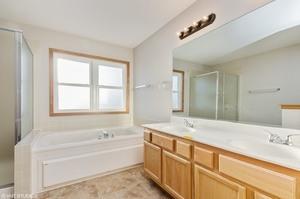 1811 White Oak Dr, Algonquin, IL 60102 photo 18