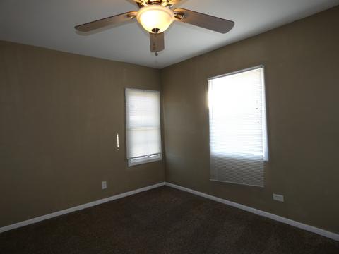 740 E Willow St, Kankakee, IL 60901 photo 7