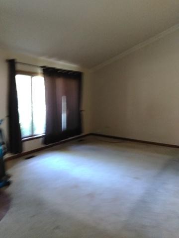 14631 Kolin Ave, Midlothian, IL 60445 photo 2