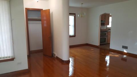 22 E 124th St, Chicago, IL 60628 photo 5