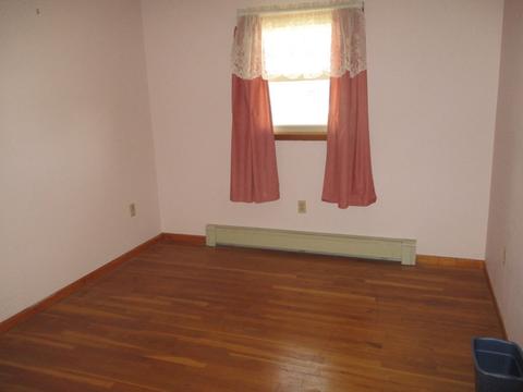 202 Ruby St, Villa Grove, IL 61956 photo 7