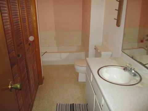 202 Ruby St, Villa Grove, IL 61956 photo 4