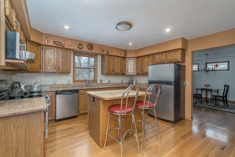 102 Arrowhead Trl, Morris, IL 60450 photo 6