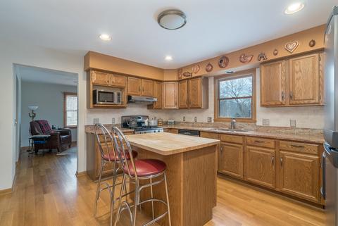 102 Arrowhead Trl, Morris, IL 60450 photo 7