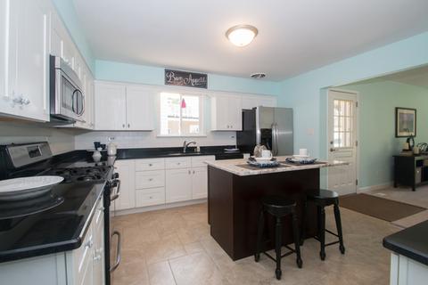 1302 Irving Ave, Wheaton, IL 60187 photo 6