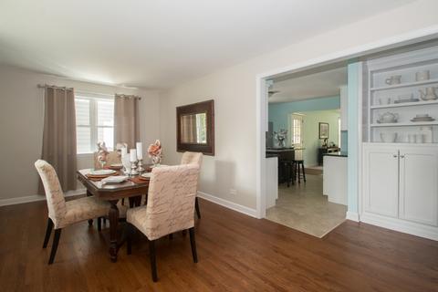 1302 Irving Ave, Wheaton, IL 60187 photo 2