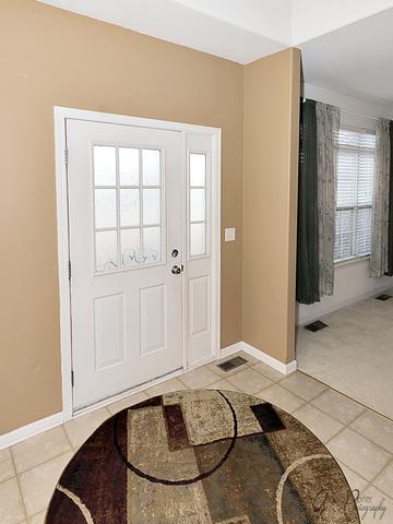 32096 N Great Plaines Ave, Lakemoor, IL 60051 photo 2