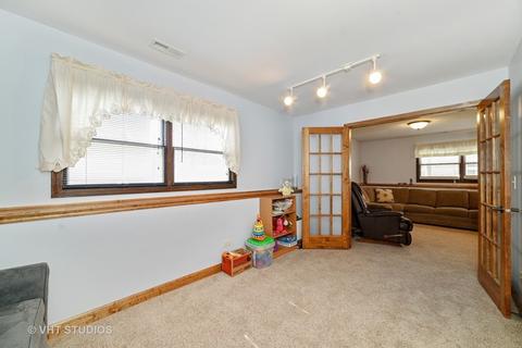 1122 Washington St, Bartlett, IL 60103 photo 6