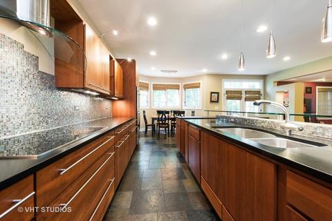 2995 Harbor Ln, Northbrook, IL 60062 photo 6