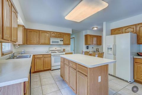 5013 Saint Andrews Dr, Plainfield, IL 60586 photo 13